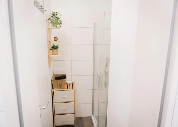 Raum Life - Vintage Loft - Heimkino Netflix - 2x Privat Parkplaetze