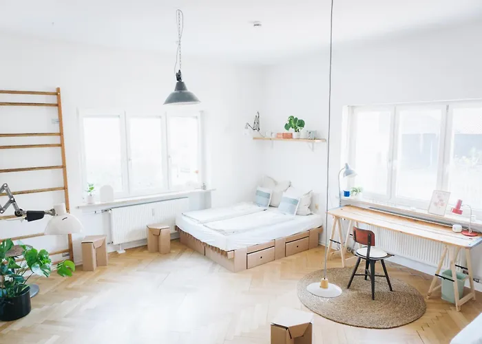 Raum Life - Vintage Loft - Heimkino Netflix - 2x Privat Parkplaetze *