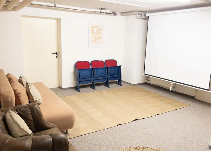 Raum Life - Vintage Loft - Heimkino Netflix - 2x Privat Parkplaetze *