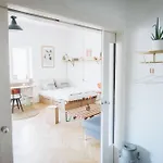Raum Life - Vintage Loft - Heimkino Netflix - 2x Privat Parkplaetze Appartement *