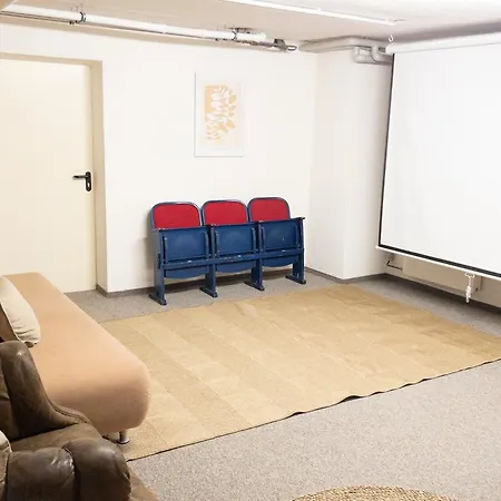 Raum Life - Vintage Loft - Heimkino Netflix - 2x Privat Parkplaetze *