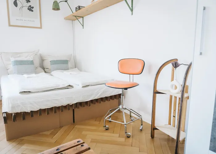 Raum Life - Vintage Loft - Heimkino Netflix - 2x Privat Parkplaetze Apartment