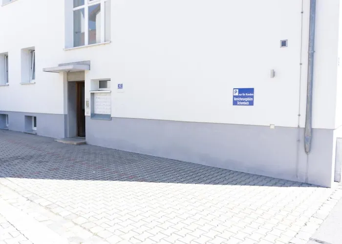 Raum Life - Vintage Loft - Heimkino Netflix - 2x Privat Parkplaetze Apartment *